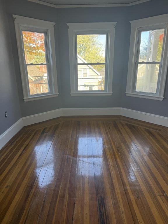 Building Photo - 164 S Pleasant St