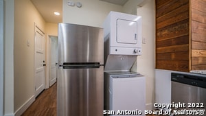 Building Photo - 130 E Norwood Ct