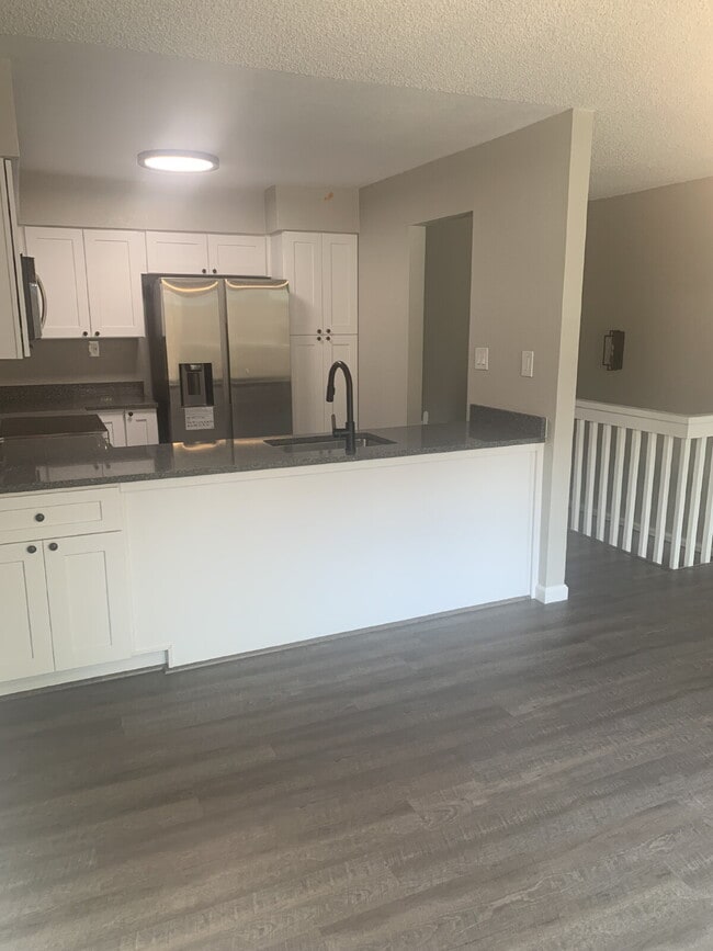 Building Photo - "Charming 3-Bed, 2-Bath Retreat with 1,280...