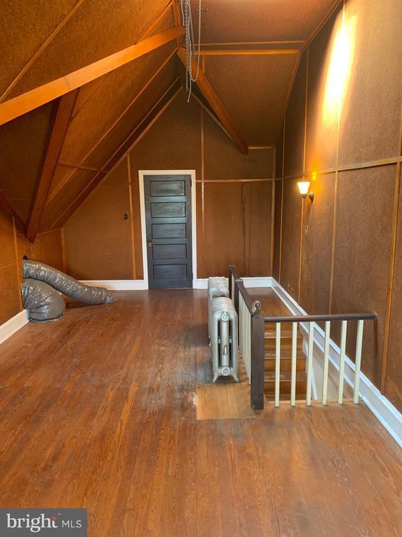 Building Photo - 210 S Union St