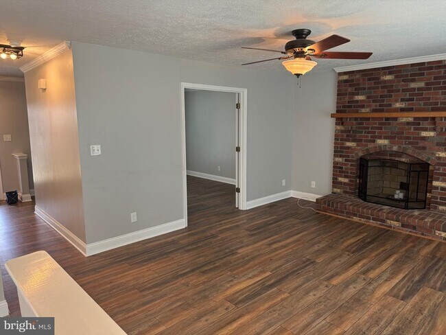 Building Photo - 11629 Enchanted Woods Way