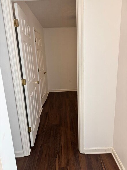 Building Photo - 1003 Whipporwill Dr