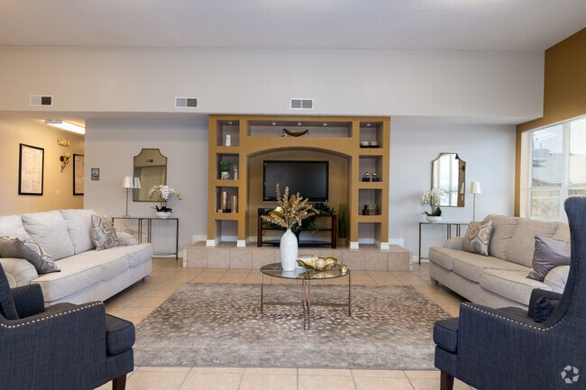 Interior Photo - Patriot Palms