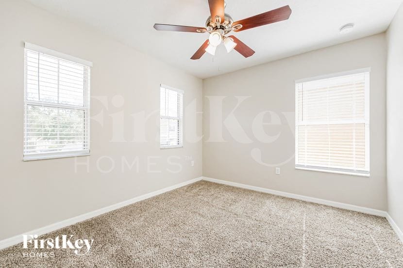 Building Photo - 622 Rosselli Blvd