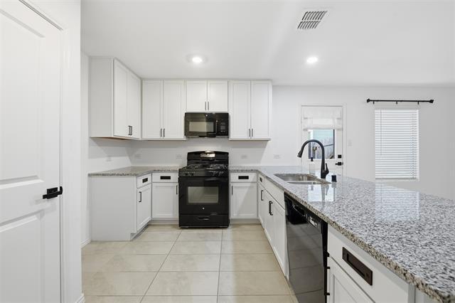 Building Photo - 11823 Marcellus Wy