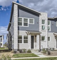 Building Photo - 1932 Rosen Dr