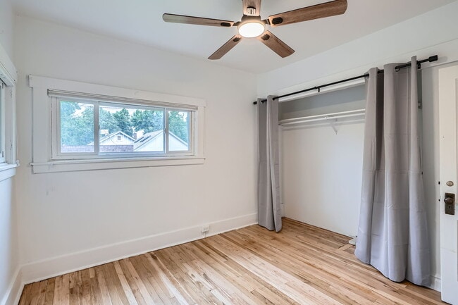 Building Photo - 960 Monroe St