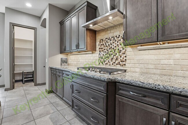 Building Photo - Beautiful 4-bed/3.5-bath Gilbert Home in Gilbert’s Cooley Station!