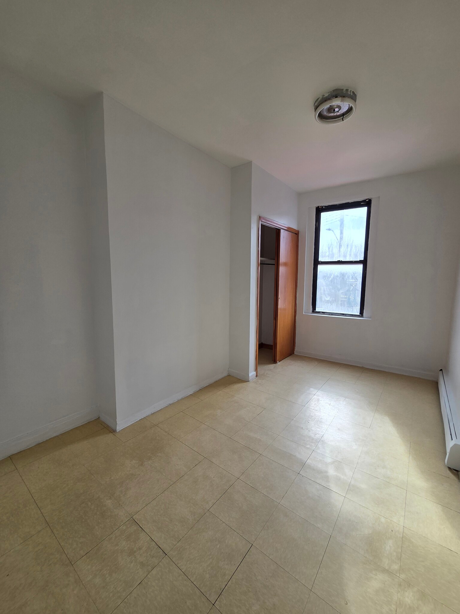 Third Bedroom - 809 Astoria Blvd