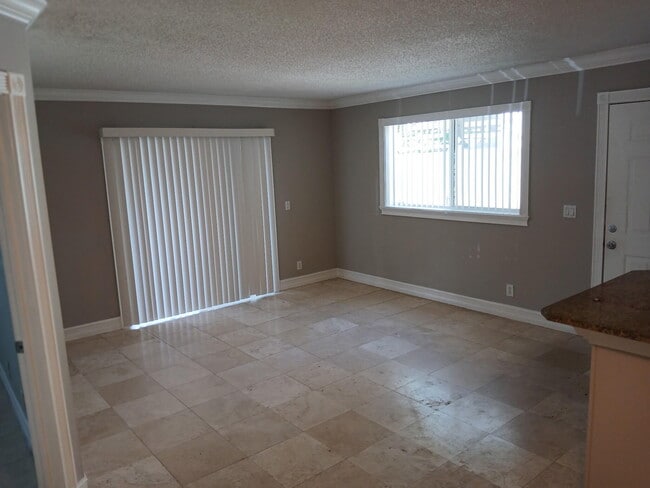 Building Photo - 522 Trace Cir