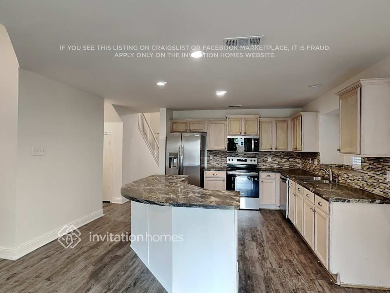 Building Photo - 921 Mockingbird Dr