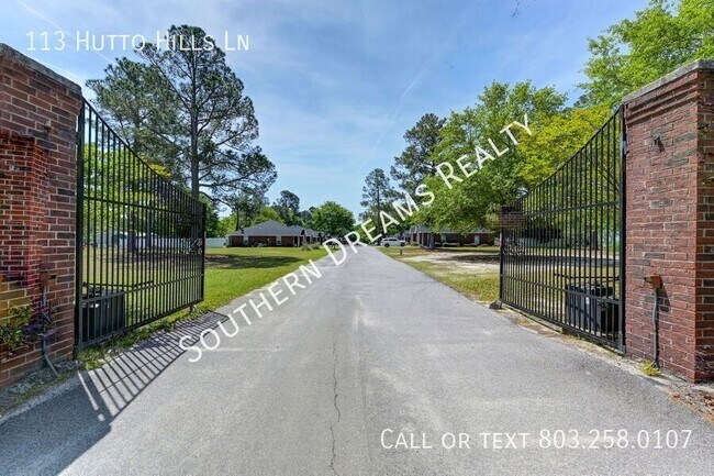 Building Photo - 113 Hutto Hill