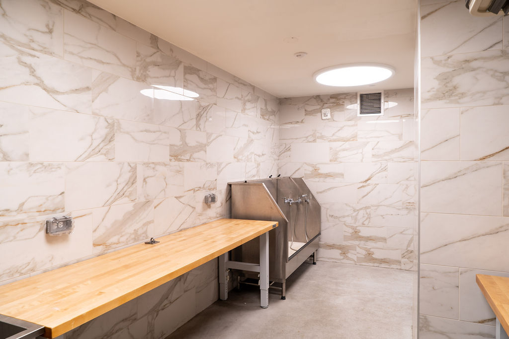 Building Photo - 1211 Van St SE