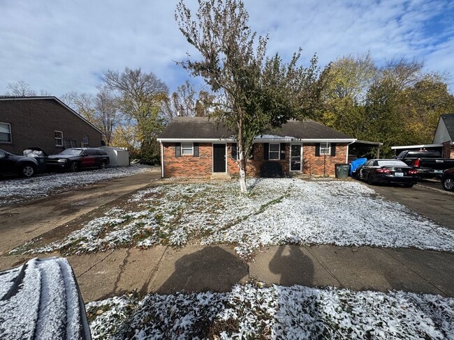 Building Photo - 2079 Laverne Ct