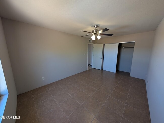 Building Photo - 13918 Wild Flower Dr