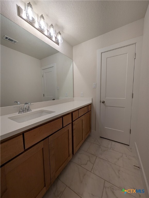 Building Photo - 1052 Easy Gruene