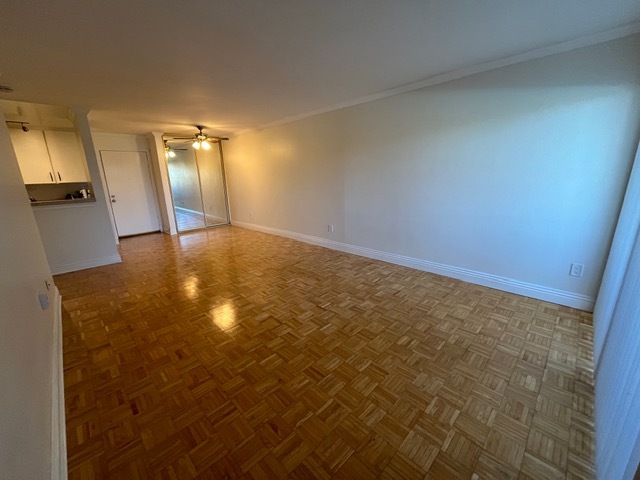 Living/Dining Room - 1605 Hotel Cir S