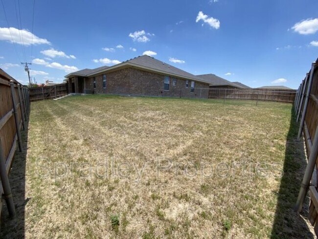 Building Photo - 5410B Developer Ct