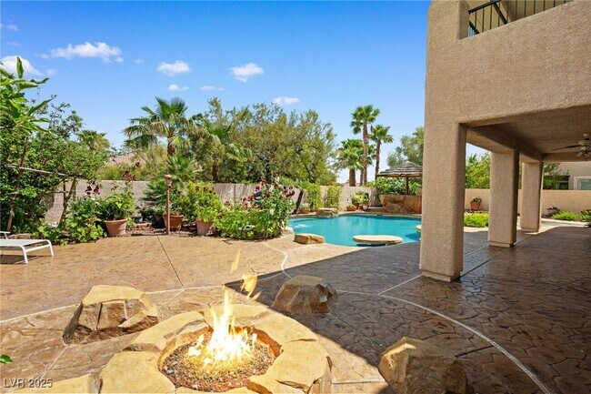 Building Photo - 3010 Hammerwood Dr