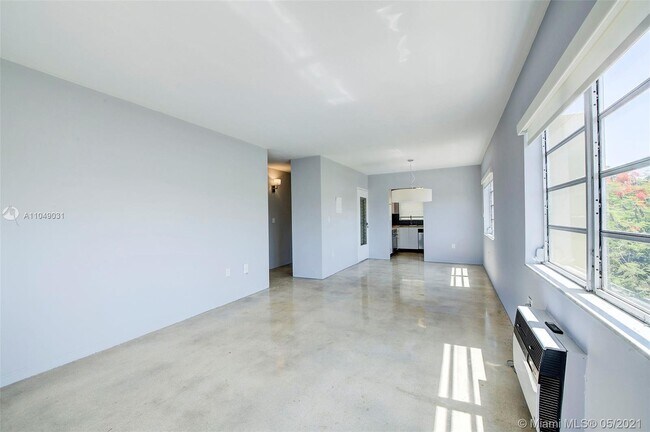 Building Photo - 851 Meridian Ave