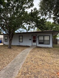 Building Photo - 737 Westchester Dr