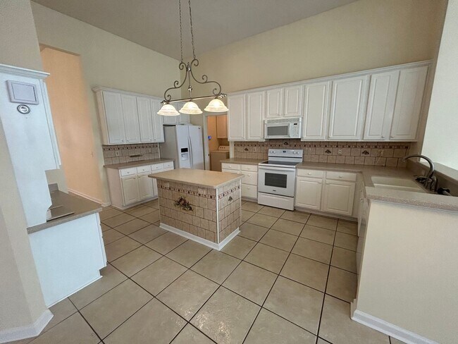 Building Photo - 1225 Ambling Way Dr