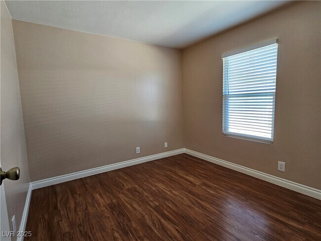 Building Photo - 4525 Troy St