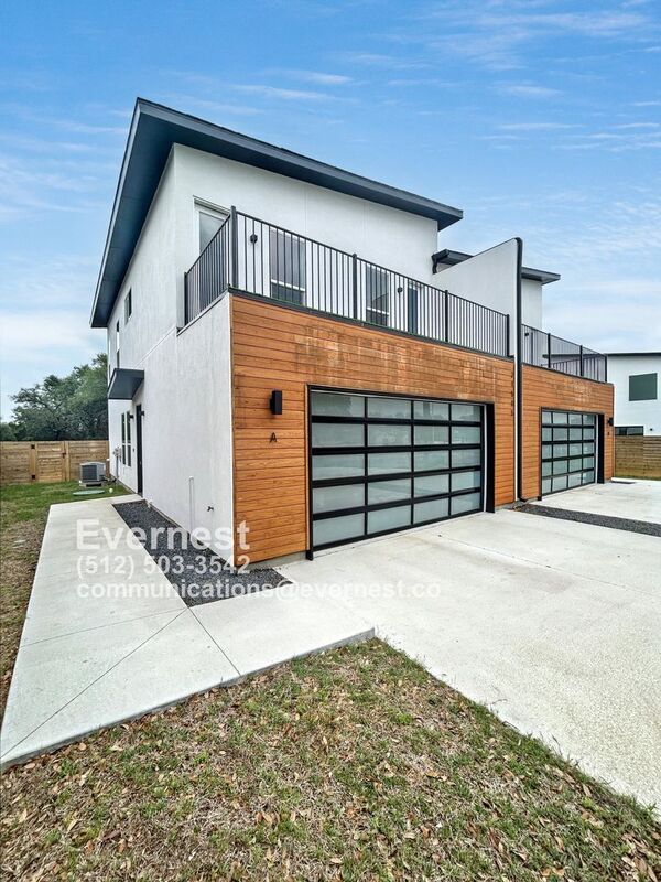 Building Photo - 21505 Boggy Ford Rd