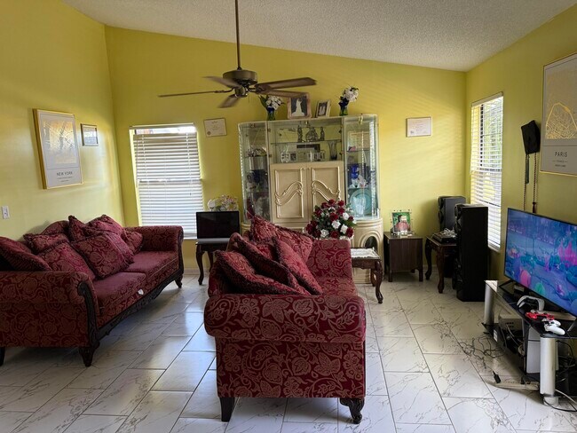 Building Photo - 4255 Willow Pond Cir