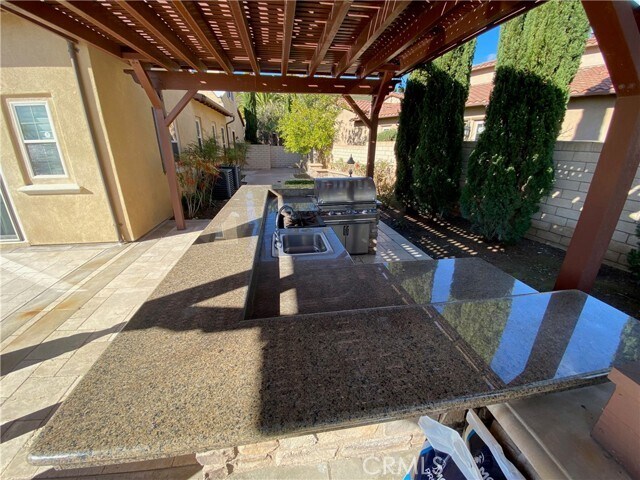 Building Photo - 1328 Acorn Pl