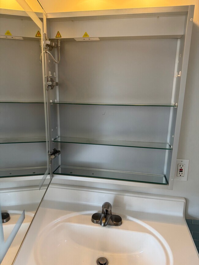 Building Photo - 4470 Swift Ave