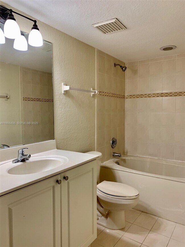 Building Photo - 20930 SW 87th Ave