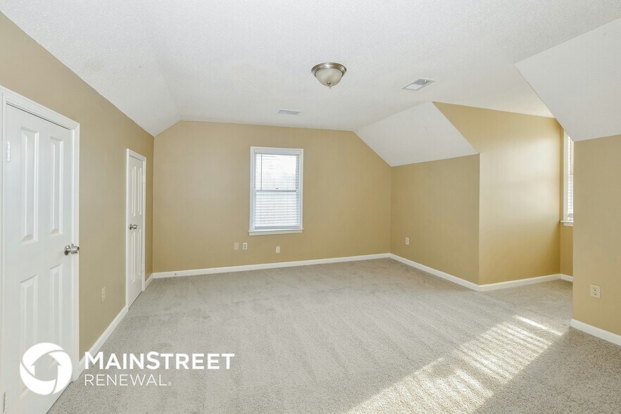 Building Photo - 4090 Barnstable Cove