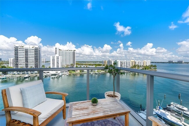 Building Photo - 7928 East Dr