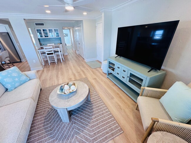 Building Photo - 555 Gulf Way