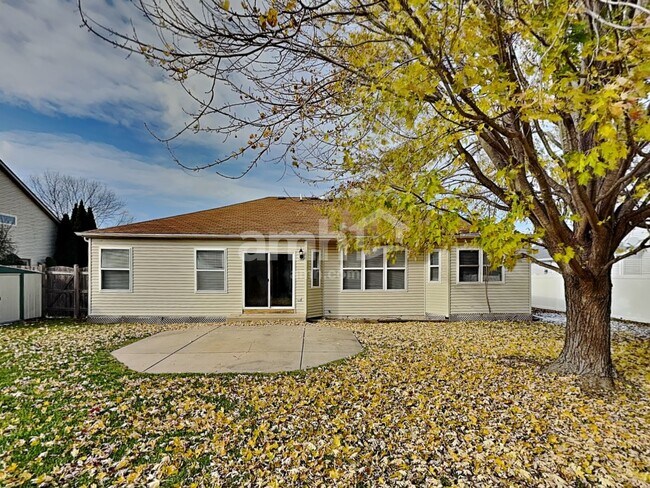 Building Photo - 318 Whitmore Trl