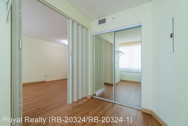 Building Photo - 2 br, 1 bath House - 1314 Kalakaua Avenue ...
