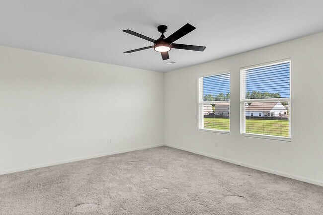 Building Photo - 424 Pender Woods Dr