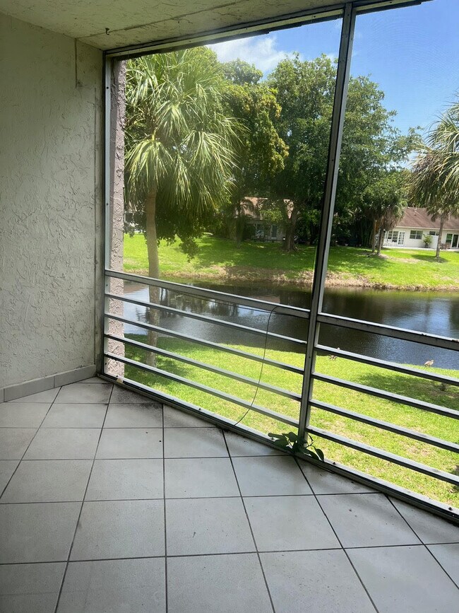 Building Photo - 2700 Casita Way