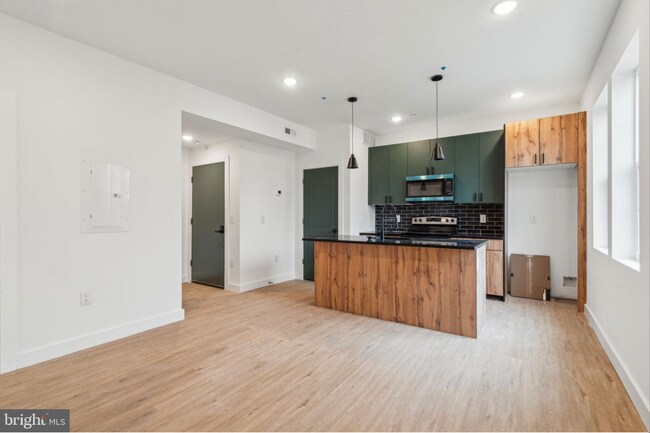 Building Photo - 4181 Mantua Ave