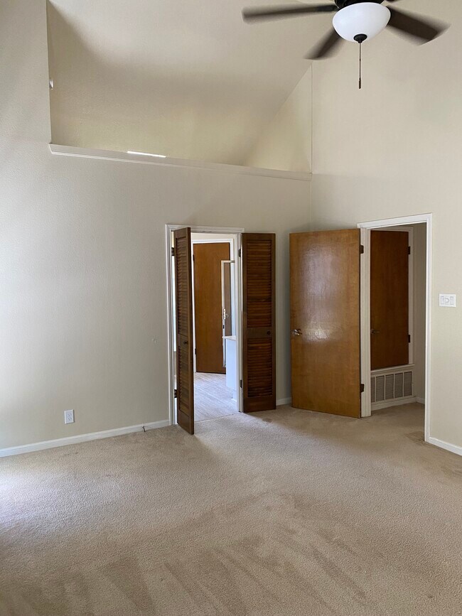 Master Bedroom/Bathroom Entry - 2310 Park Farm