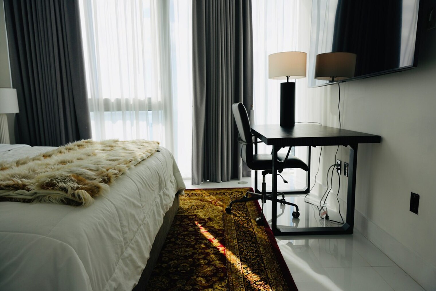 Building Photo - 631 Brickell Ave