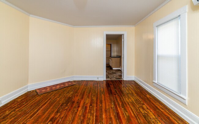 Building Photo - 1443 N 4th Ave