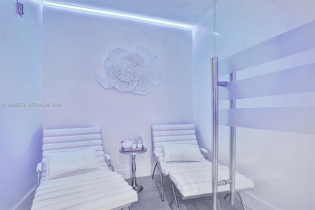 Building Photo - 4775 Collins Ave