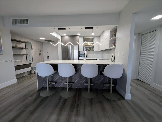 Building Photo - 500 Three Islands Boulevard