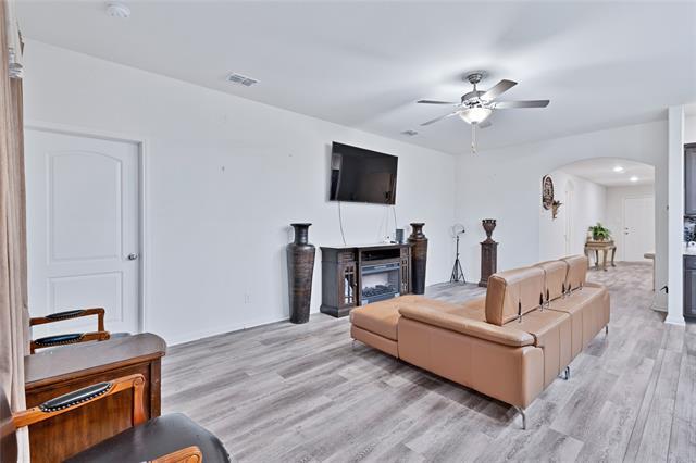 Building Photo - 119 Bluebonnet Dr