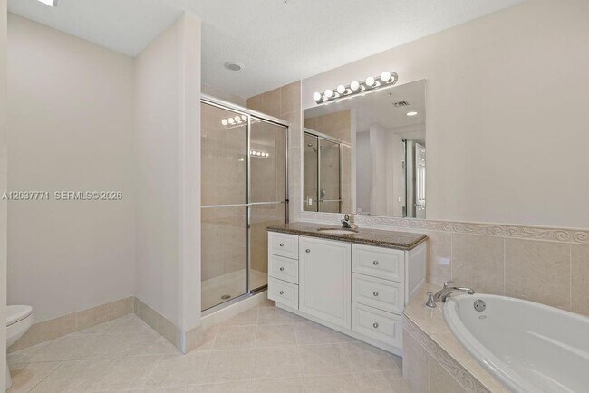 Building Photo - 17 Harbour Isle Dr W