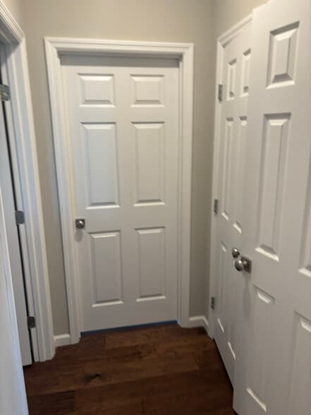 Building Photo - 100 Apache Ln