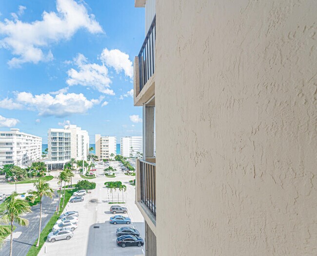 Building Photo - 3581 S Ocean Blvd