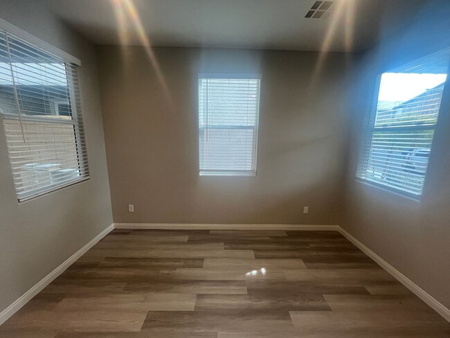 Building Photo - 2 Story Townhome located in Cadence!